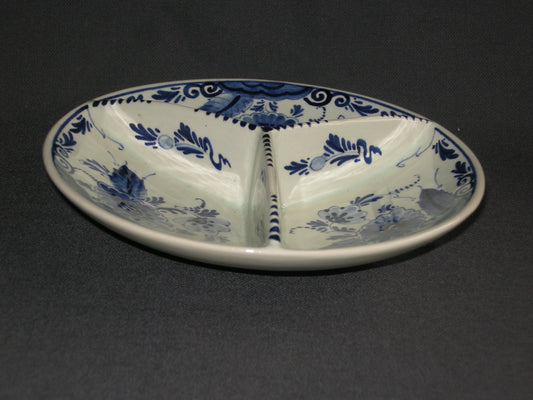 Regina Delfts Blauw 001. 3-vakschaaltje