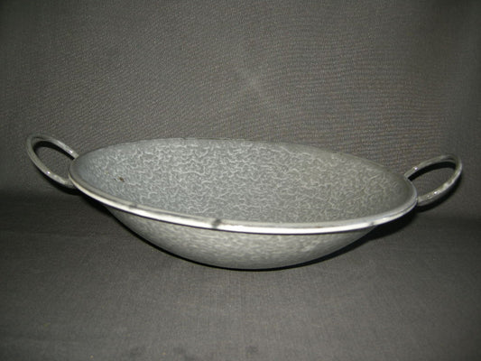 emaille grijs gewolkt 001. wok