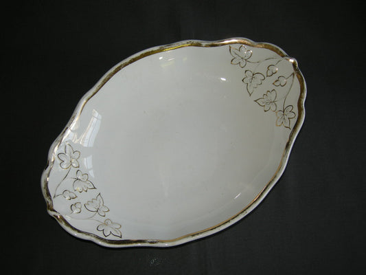 Petrus Regout wit - goud 002. broodschaal