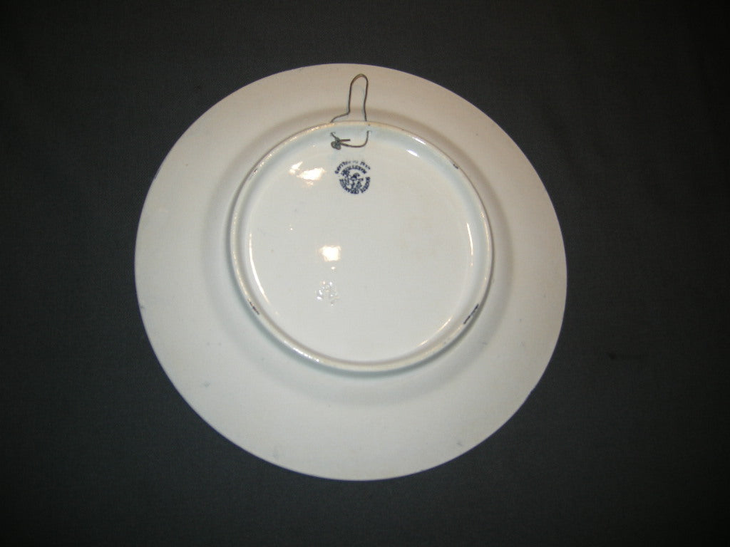 Societe Ceramique Stierengevecht 002. bord doorsnee 25 cm. grijs/blauw