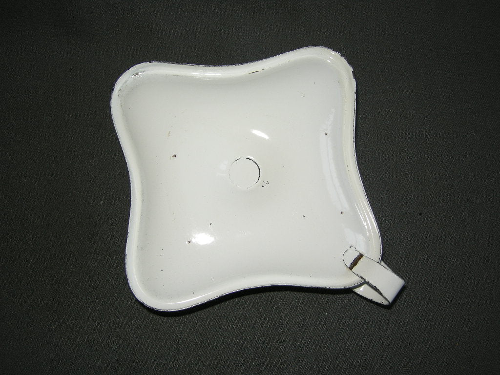 emaille wit 002. blaker