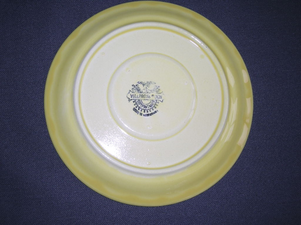 Villeroy & Boch fel geel 003. schotels met reliëfrand
