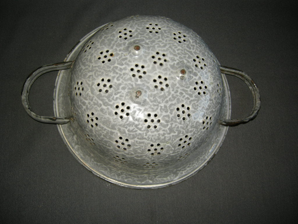 emaille grijs gewolkt 003. vergiet