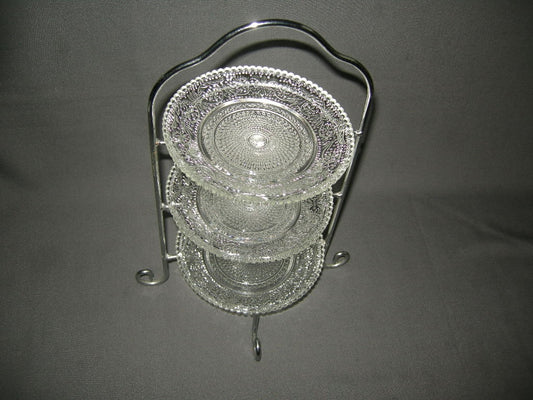 gebruikt glas - kristal presenteerschalen 005. etagère met 3 bordjes