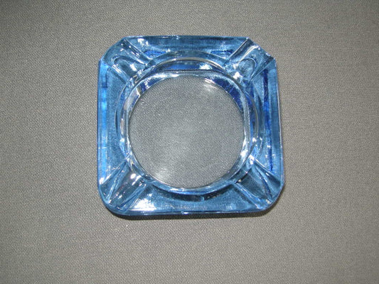 glas - kristal lichtblauw glas 005. asbak
