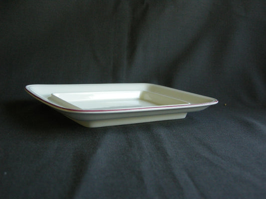 Villeroy & Boch diverse 006. Mon Jardin, onderschaal botervloot, randje sleets