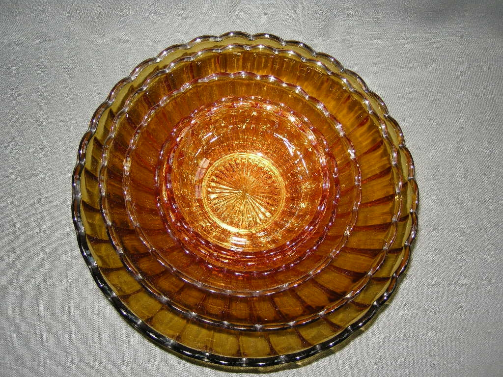 glas - kristal geel 008. 6-delige set nestschalen