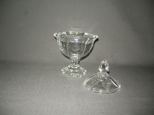 gebruikt glas - kristal dekselschalen 008. bonbonschaaltje op voet