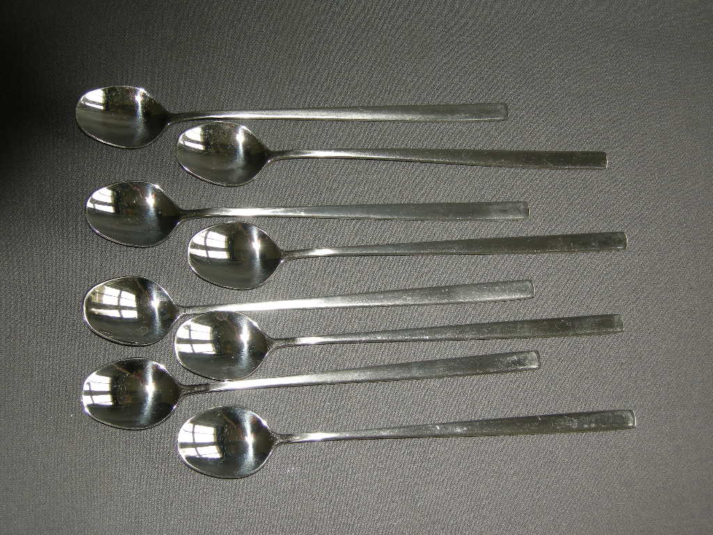 Gero Zilmeta diverse bestekdelen 009. 8 sorbetlepels 19,7 cm.