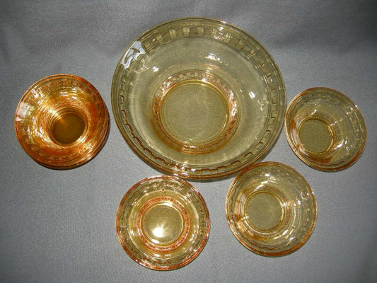 glas - kristal geel 010. 8-delige dessertset