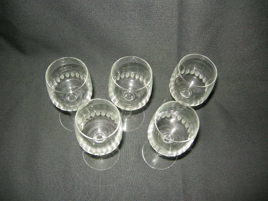 glas - kristal diverse glazen 011. 5 borrelglaasjes