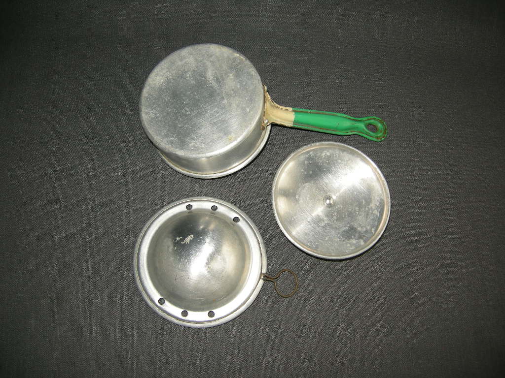 brocante diverse 012. eierenpoacher