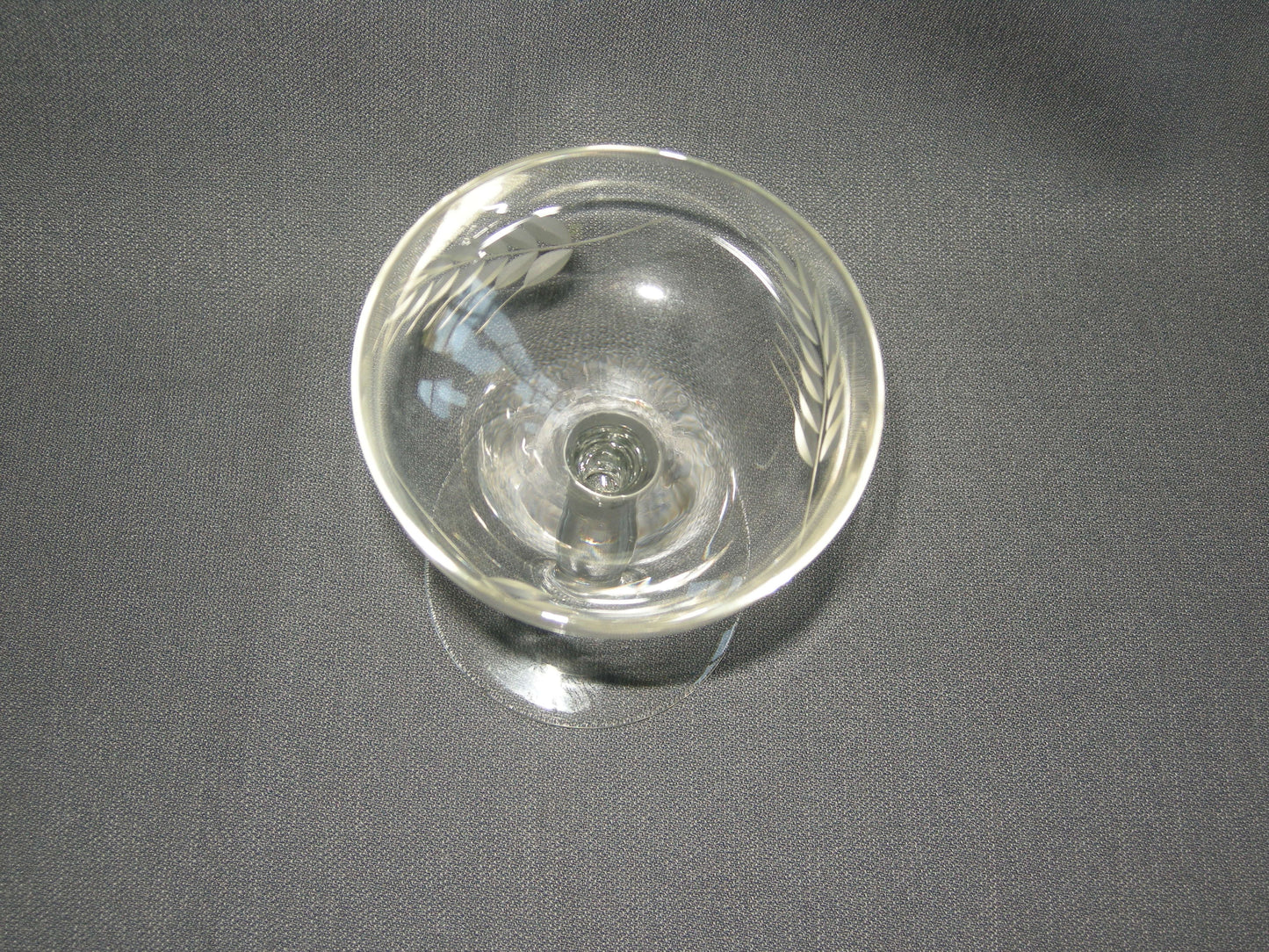 gebruikt glas / kristal glazen 012 d. 3 coupes O7,8 cm.