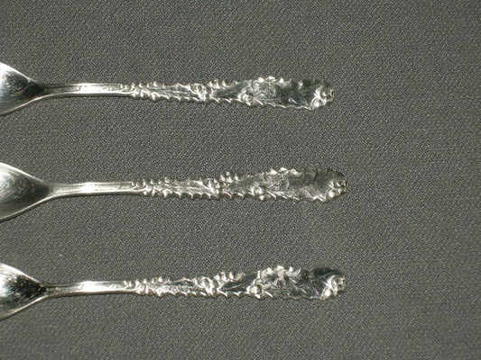 Gero Zilmeta diverse bestekdelen 013. 3 lepeltjes 11,5 cm.