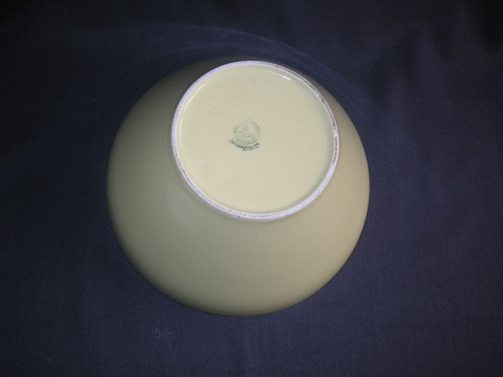 Petrus Regout / Royal Sphinx pastel geel 027. nestschaal B6