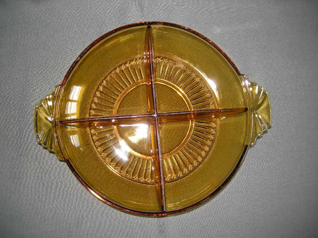 glas - kristal geel 029. 4-vakschaal