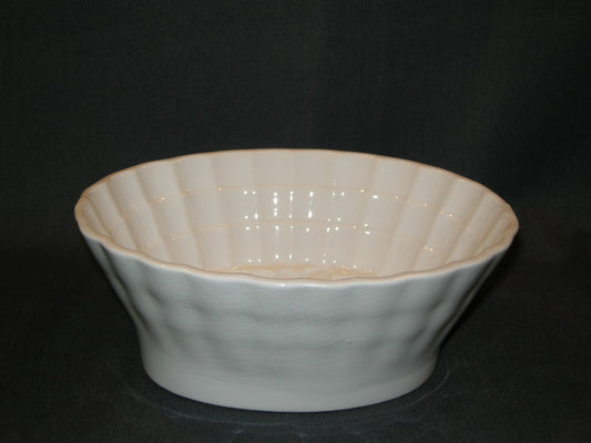diverse puddingvormen 044. Societé Ceramique fruit 19,5 x 16 x 7,5 cm.