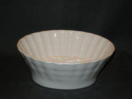 diverse puddingvormen 045. Societé Ceramique fruit 19,5 x 16 x 7,5 cm.