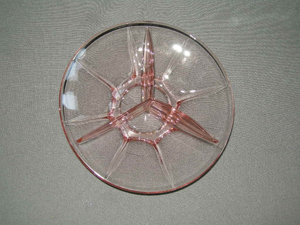 glas - kristal rose 097. 3-vakschaaltje