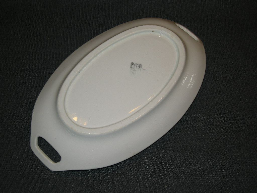 Petrus Regout wit 028. vleesschaaltje