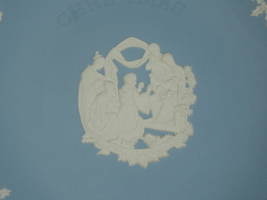 Wedgwood Jasperware blauw 032. bord Christmas 1994
