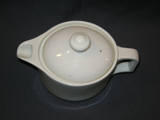 Petrus Regout wit 052. theepotje
