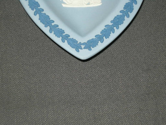 Wedgwood Jasperware blauw 080. schaaltje harten