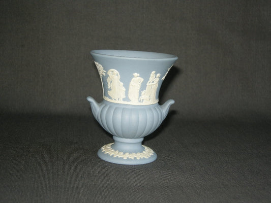 Wedgwood Jasperware blauw 083. lepelvaasje