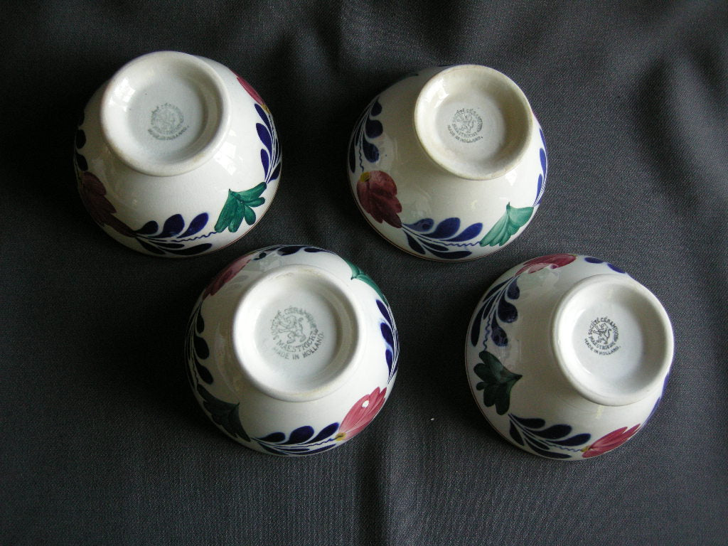 Societe Ceramique Boerenbont 483A kommetjes O9,5 cm.