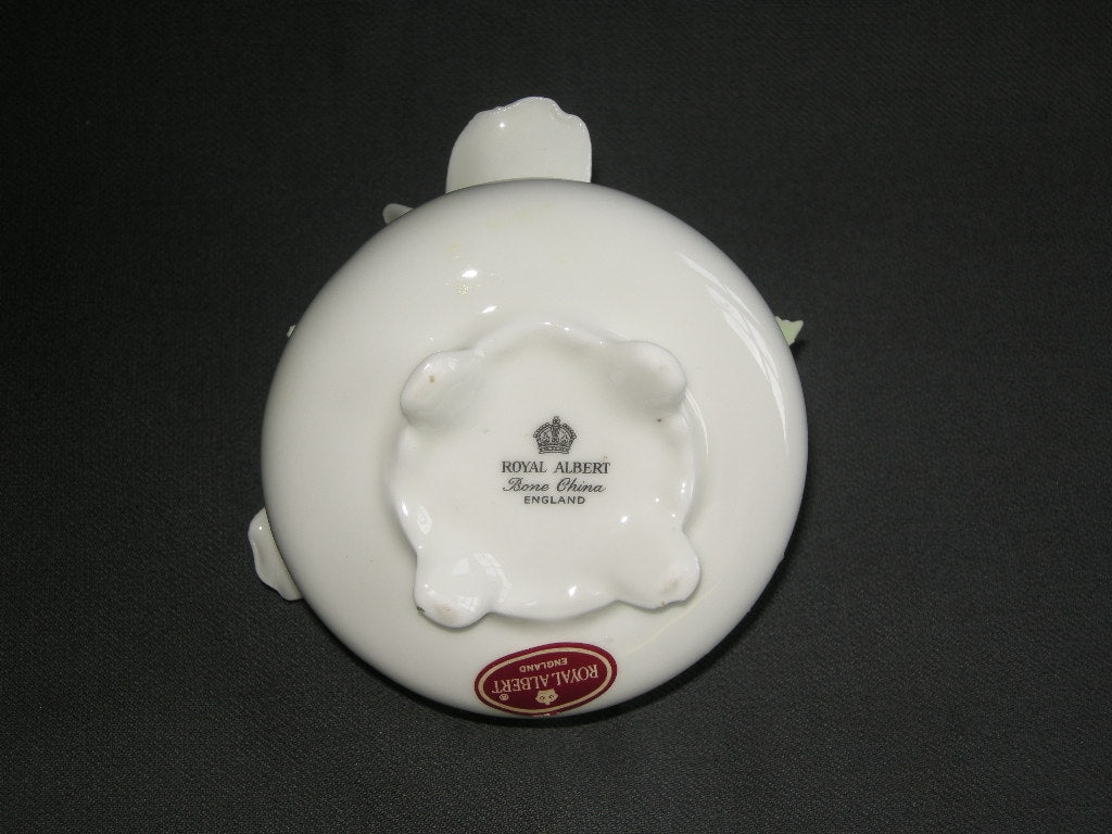 Royal Albert diverse 002. bloemstukje wit - lichtgroen
