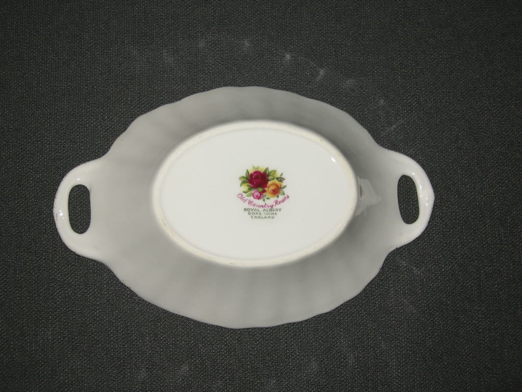 Royal Albert Old Country Roses bonbonschaaltje ovaal open