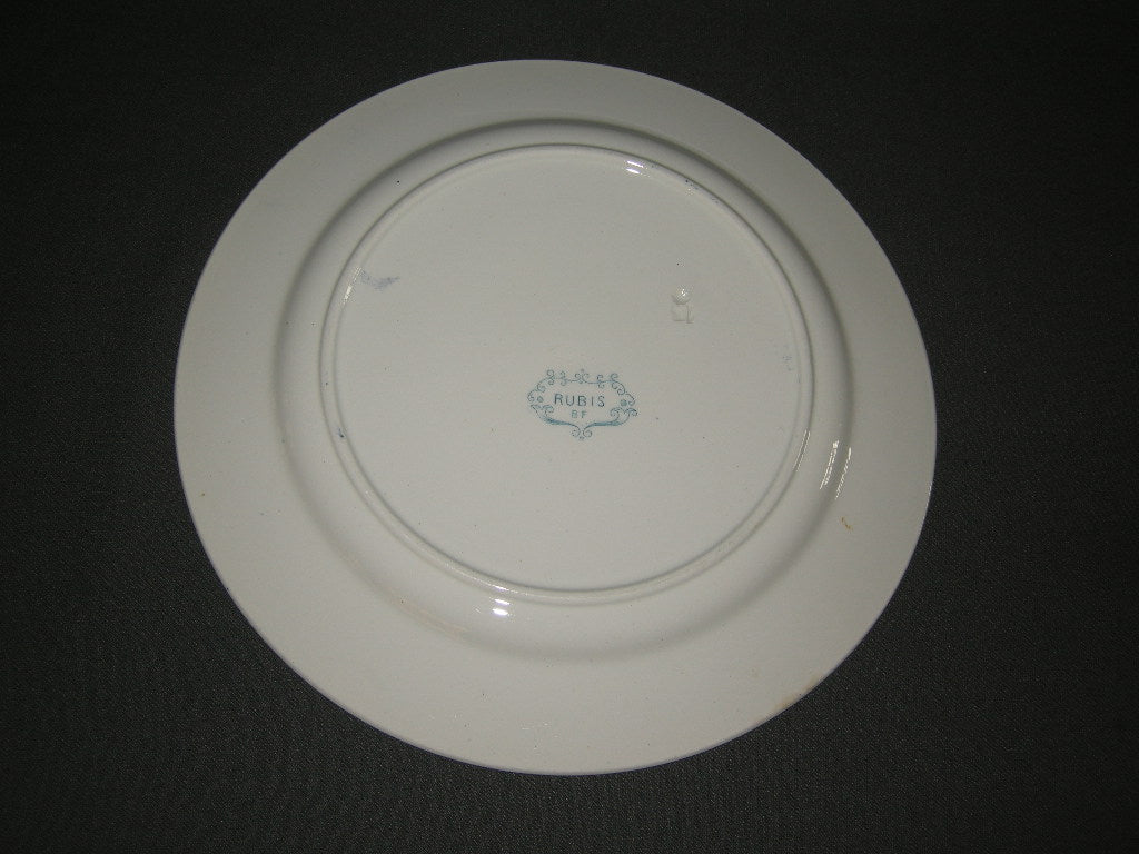 Boch Freres Rubis borden O27 cm.