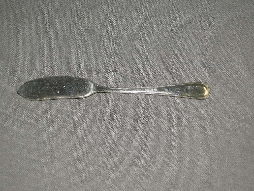 Keltum verzilverd rondfilet botermesje