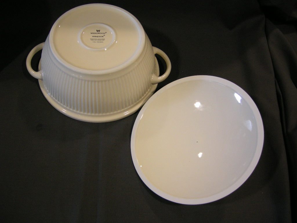 Wedgwood Windsor dekschaal 2 ltr.