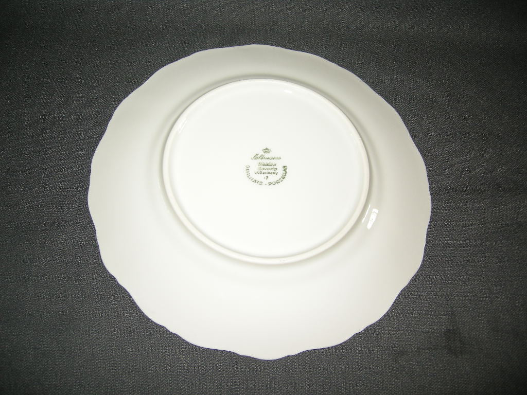 Seltmann & Weiden Theresia rood dessertbord O19 cm.