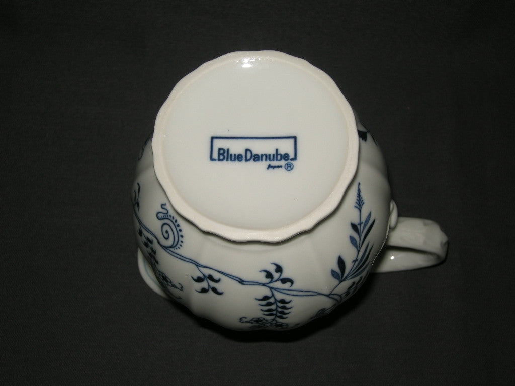 Blue Danube schenkkan 0,9 ltr.
