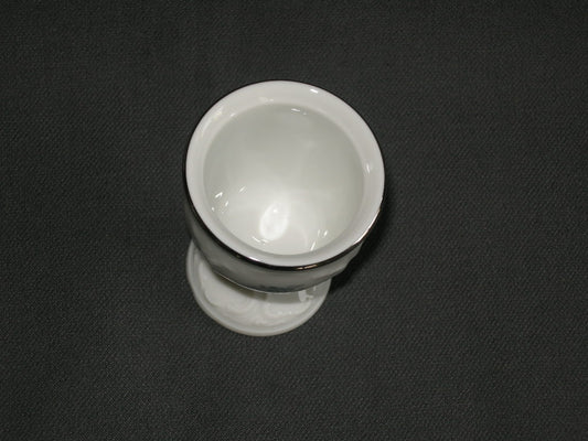 Rosenthal Sanssouci spierwit met blauw / grijze bloemetjes eierdopje