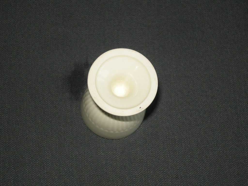 Royal Creamware Recamier eierdopje