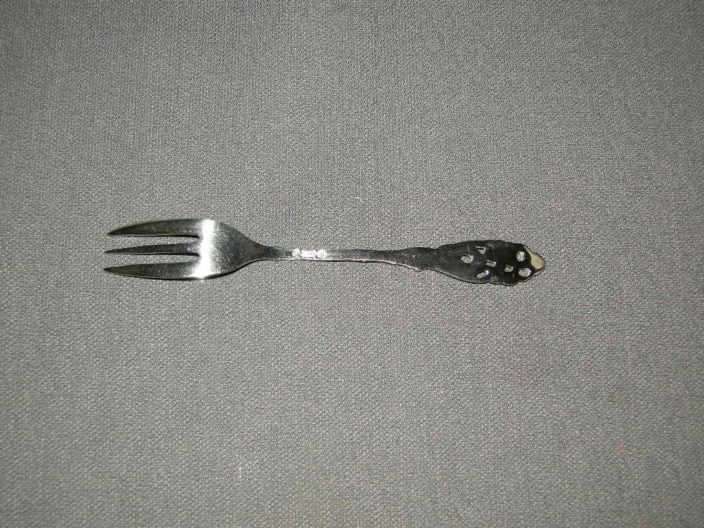 Gero verzilverd model 635 Oud Hollandsch gebaksvorkje 12 cm.