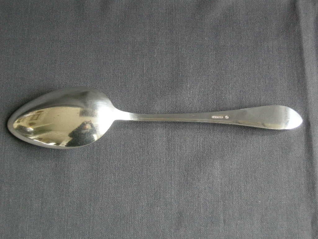 Keltum verzilverd P8 puntfilet groentelepel 25,5 cm.