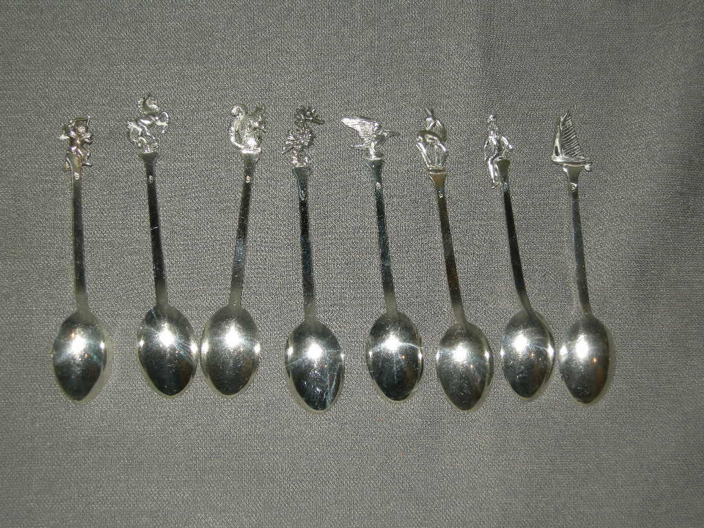 Keltum verzilverd diverse 001. koffielepeltjes