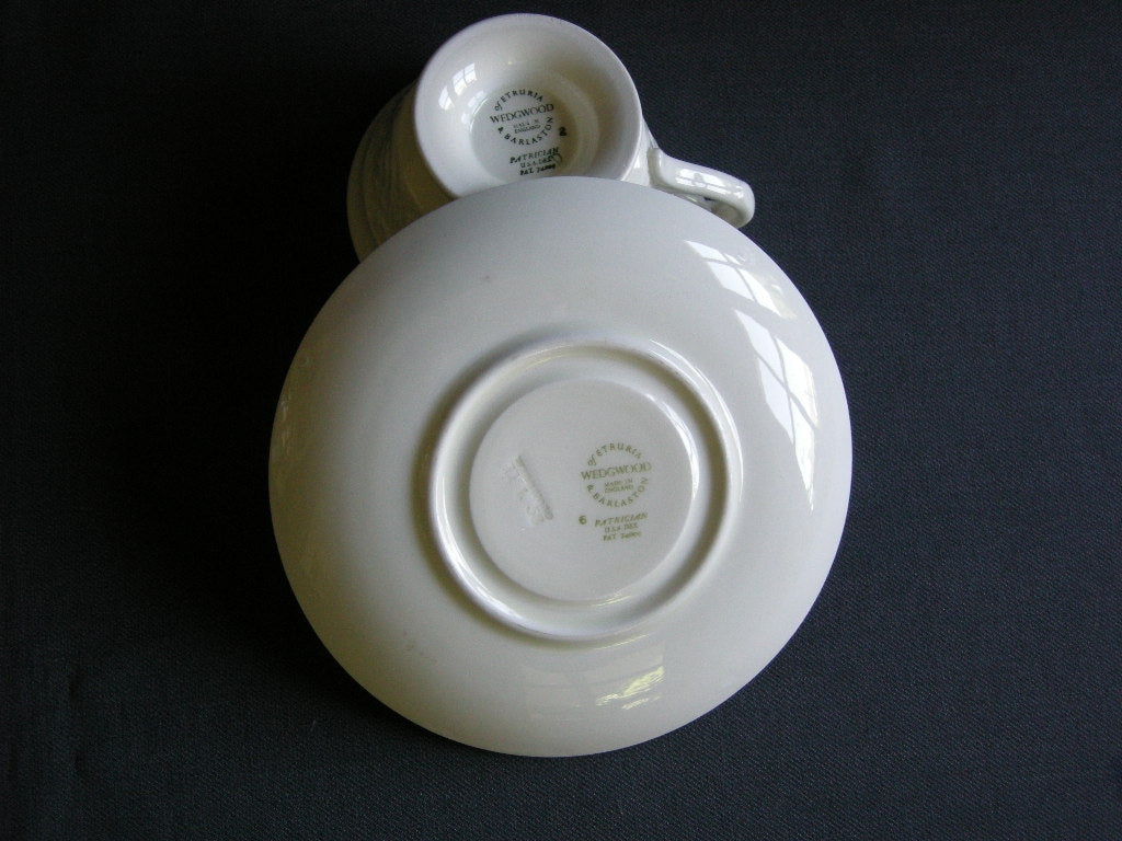 Wedgwood Patrician kop & schotels O9 cm. met lichte beschadiging