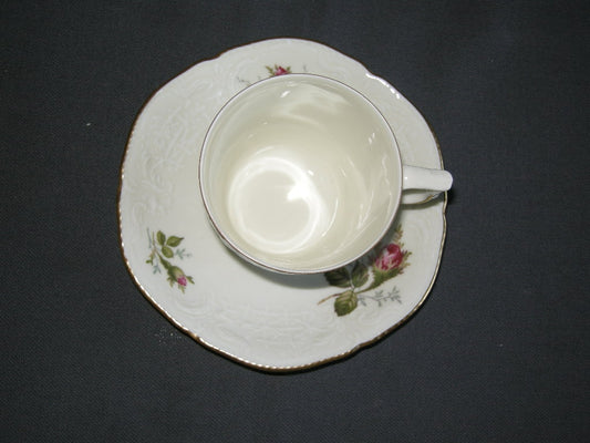 Rosenthal Sanssouci roomwit met rozenknop kop & schotel