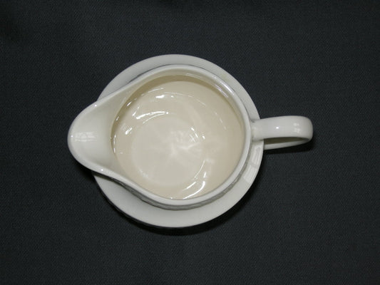 Wedgwood Stratford melkkannetje