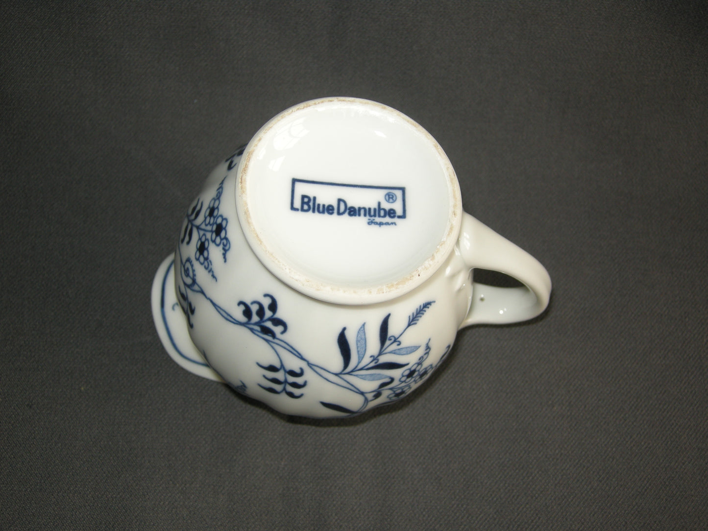 Blue Danube melkkannetje