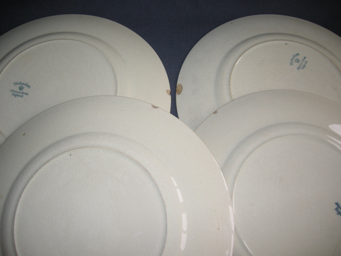 Johnson Bro's Victorian 765224 roomwit pastelgroen zilver ontbijtbordjes