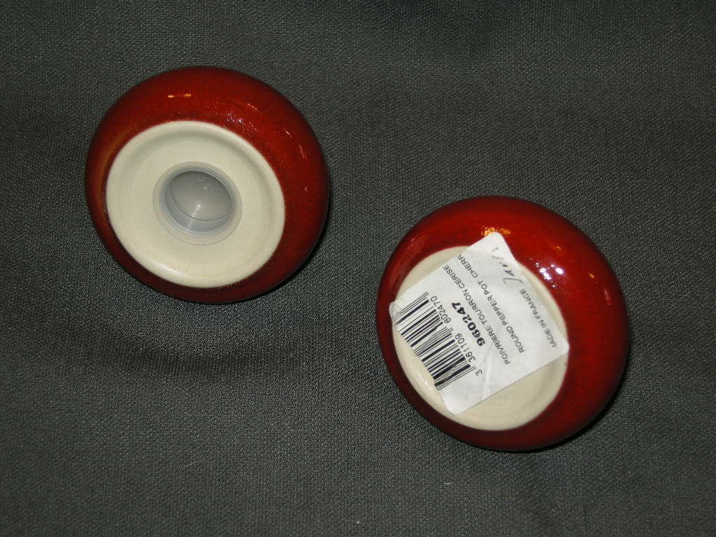 Jars Ceramistes Tourron rood peper- en zoutstel