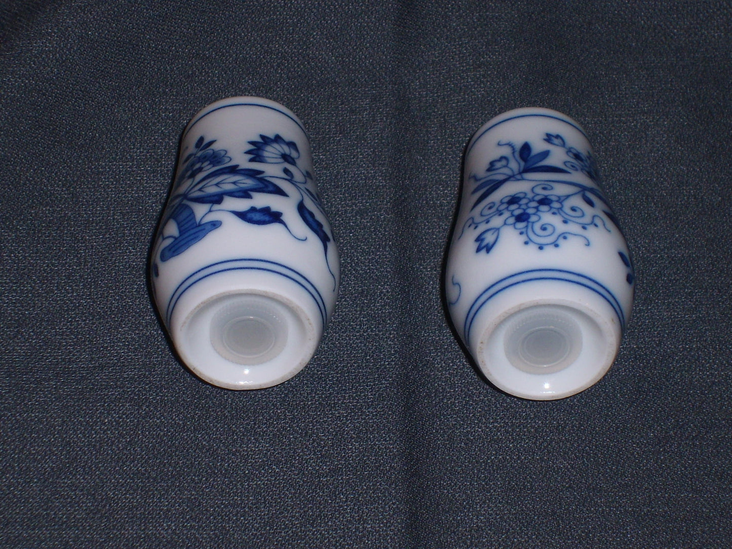 Oscar Schaller & Co. Bavaria. Zwiebelmuster peper & zout stel