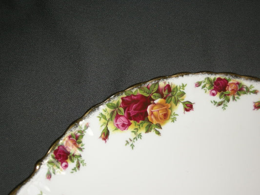 Royal Albert Old Country Roses presenteerschaal 31 x 28,5 cm.