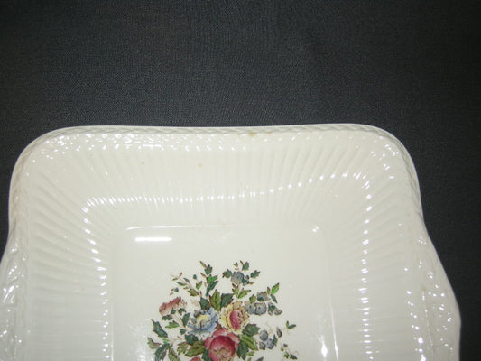 Wedgwood Conway presenteerschaal vlekjes